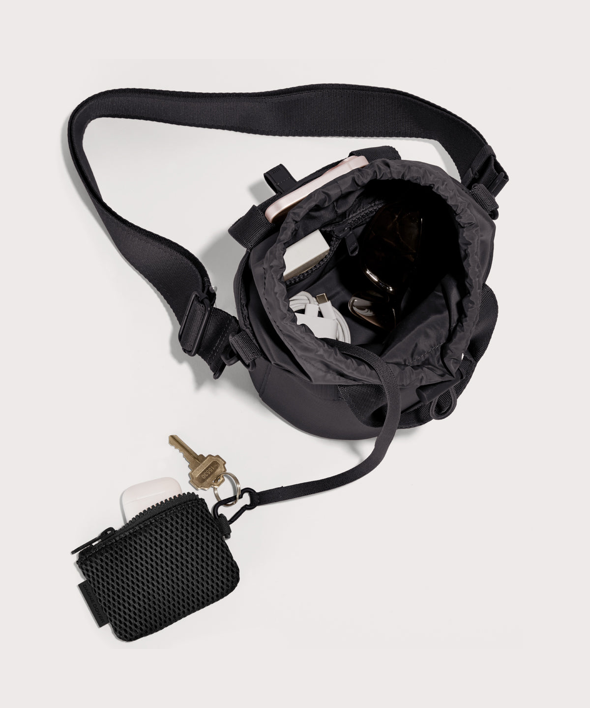 NICO BUCKET BAG - Image 2